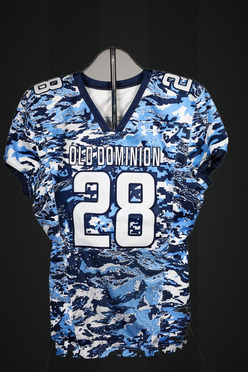 Jersey #28 — Chris Boykins