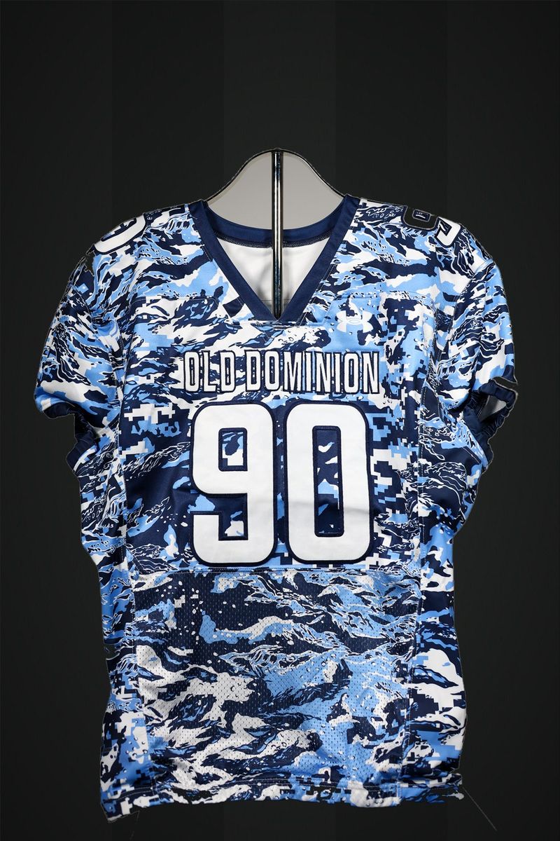 Jersey #90 — Chris Forbes